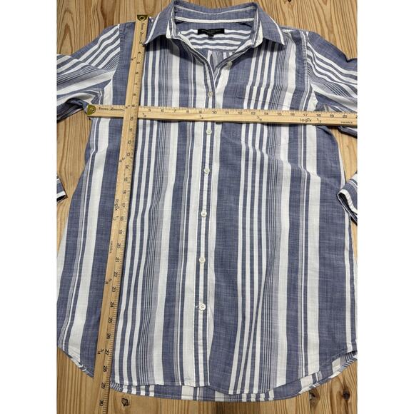 Banana Republic Womens Shirt Medium Blue White Stripe Soft Wash Button Up Cotton - Picture 4 of 6